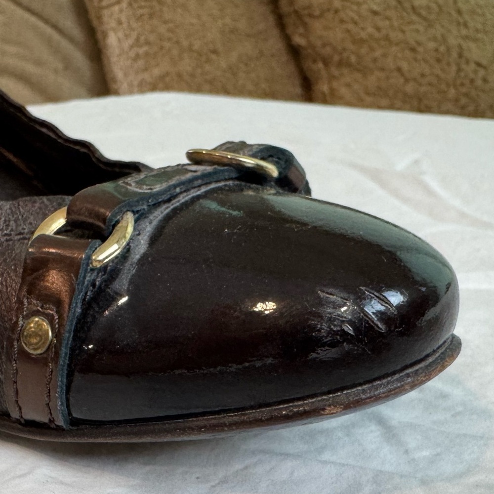 AGL Chocolate Brown Heels with Patent Leather Tip - Picture 2 of 7